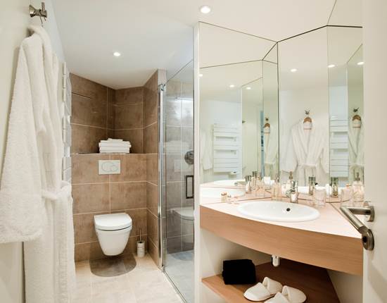 salle de bain chambre 1