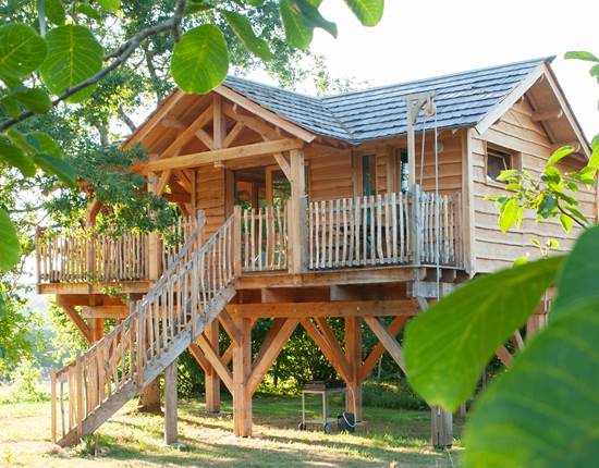 La Petite Cabane perchée INYAQAB Cause de Clérans Dordogne Périgord