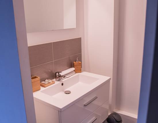 Chambre 2 Salle de Bain