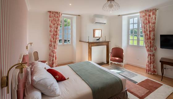 Suite spacieuse et lumineuse avec vue sur la nature