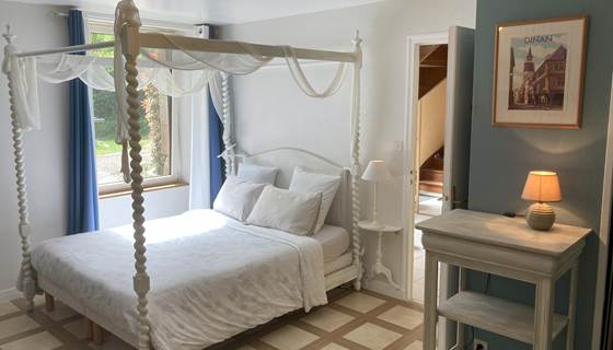 La Guyonnais chambre Cassis lit double