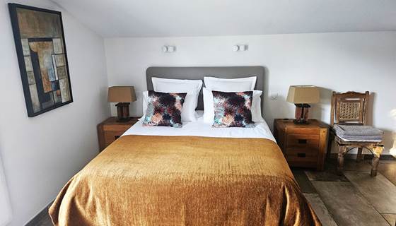 VILLARIVIERAbedroom4