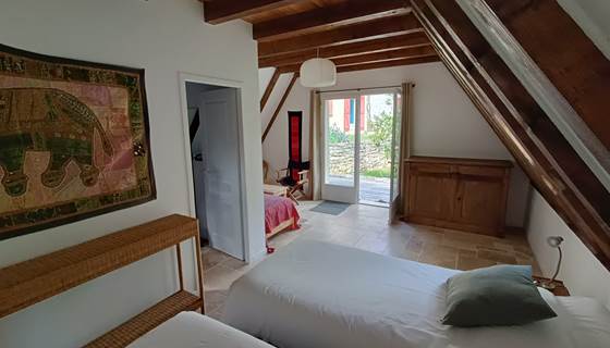 Chambre d'hôte familiale 2 à 4 personnes grand gite Espagnac Ste Eulalie