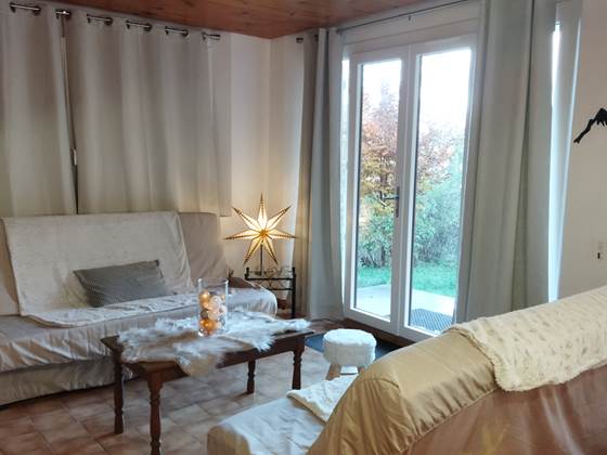 location studio et table d'hôte Montclar