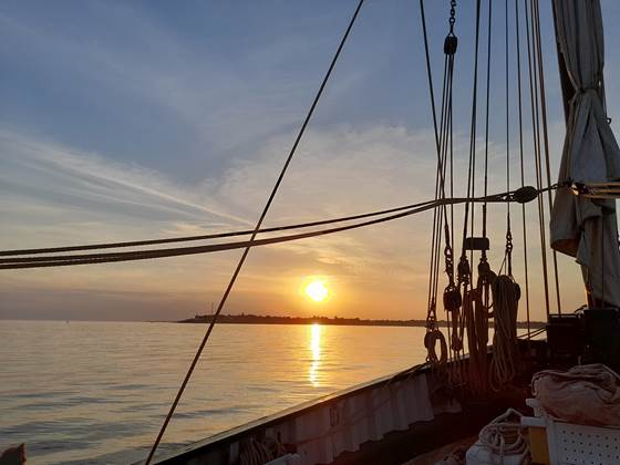 Coucher de soleil à bord du Corentin