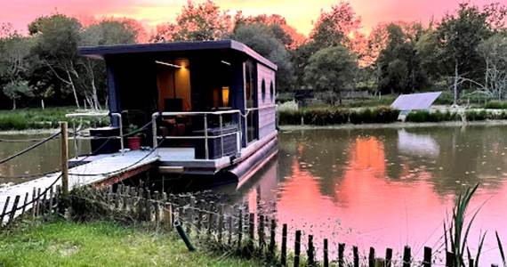enhanced_coucher_soleil_ecolodge.jpg