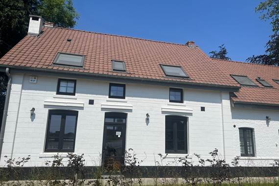 La façade avant