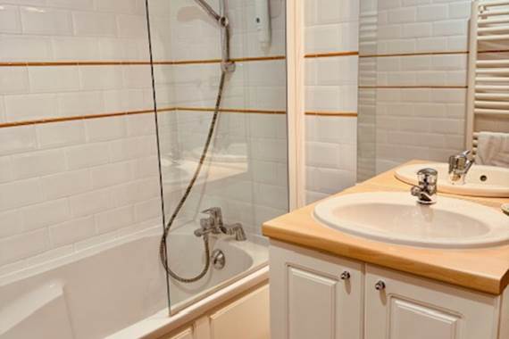 chambre8-bain