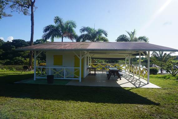 Bungalow White