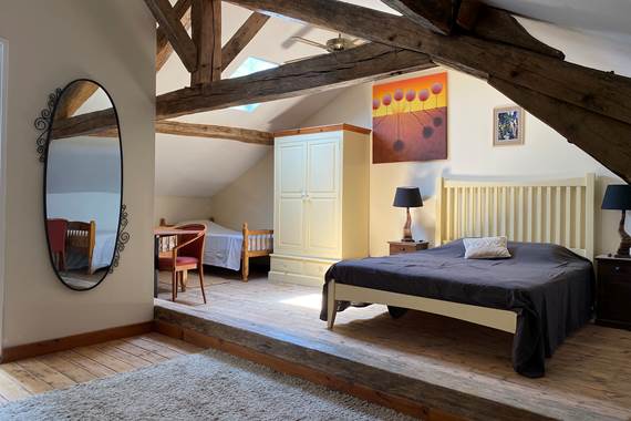 Photo de la Chambre Champagne - Chambres d'hôtes La Grange Richard à Dinsac