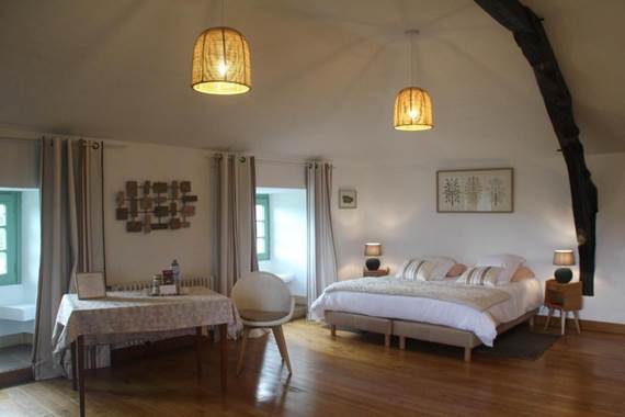 chambre-hote-manoir-courbiac-piscine