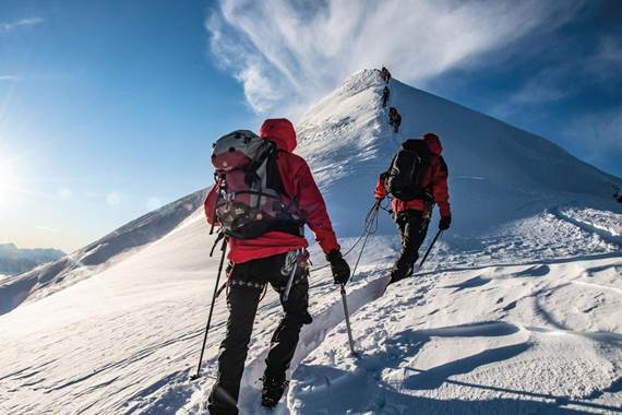 Initiation alpinisme hivernal