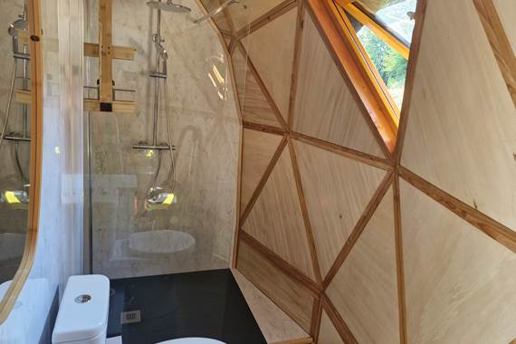 Salle de douche, WC