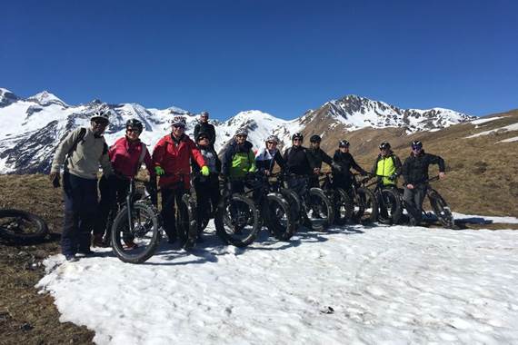 Un groupe en Fat Bike