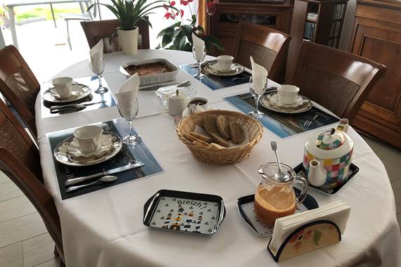Petit_dej_chambre_d'hote_finistere_chez yolande