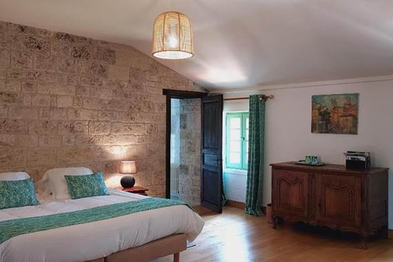chambre-hote-manoir-courbiac-piscine