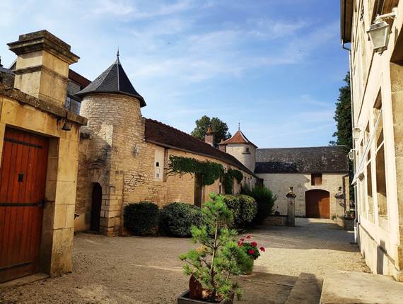 vue extérieurs manoir de l'Ecahauguette