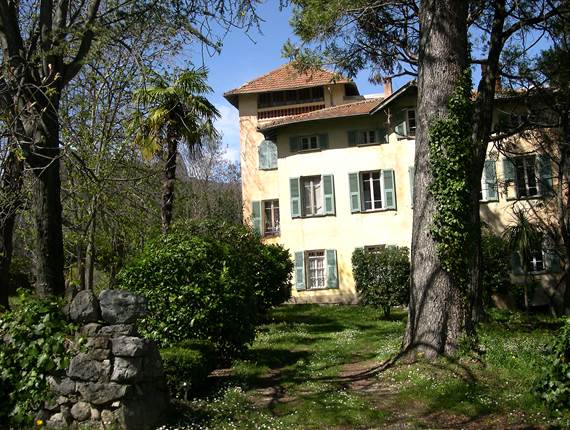 domaine du Paraïs - vue extérieure 2