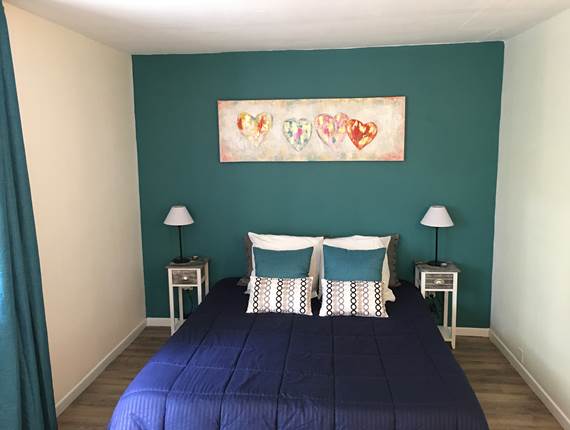 Salon maison hotes monclar chambre