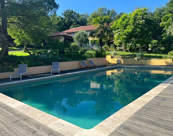 Domaine_de_Calabel©_Pouylebon_vacances_piscine_gers_camping_aire_naturelle