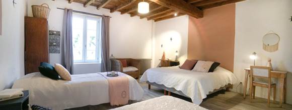 gite-chambre-famille-saint-jean-davelanne