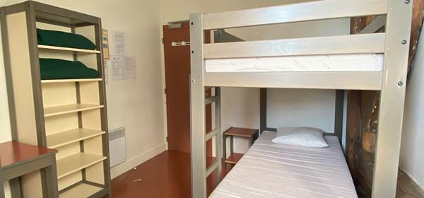 Chambre 2pers 31 Maison du Randonneur AuxR_M_la_rando