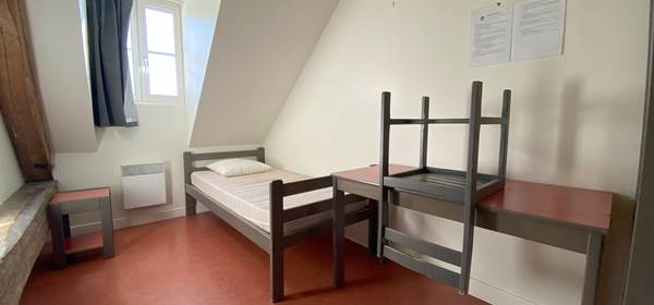 Chambre individuelle 32 Maison du Randonneur AuxR_M_la_rando
