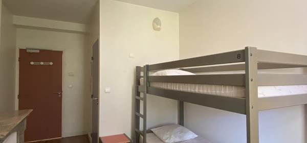 Chambre 2pers 21 Maison du Randonneur AuxR_M_la_rando
