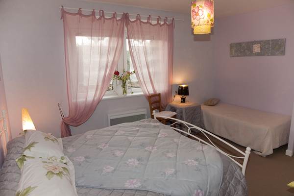 GRES ROSE au Rez-de-Chaussée