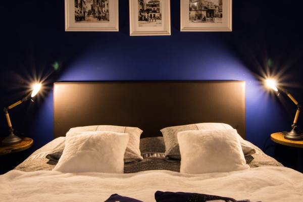 chambre Côte Village la nuit