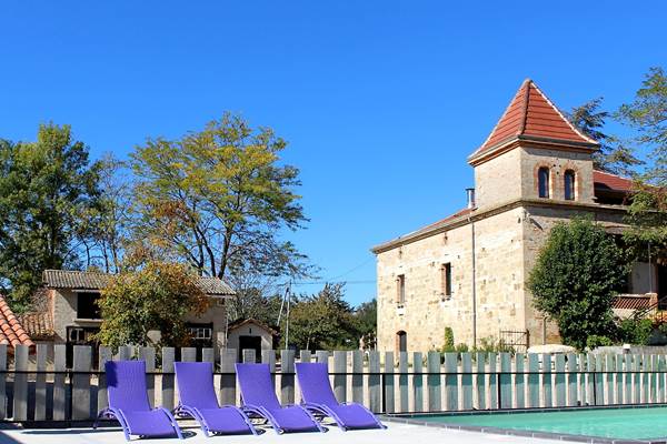 Massoulac : le Domaine de gîtes