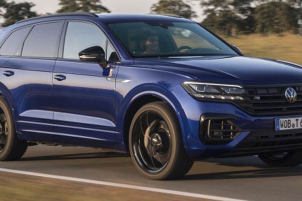 fahrbericht-so-faehrt-der-neue-volkswagen-touareg-r-kraftklotz-mit-v6-und-e-maschine-der-vw-touareg-r-im-test-7576
