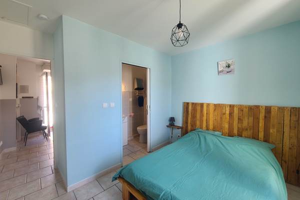 gîtes de moussan studio 5 chambre.