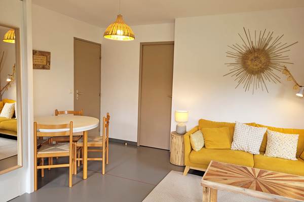 Salon chalet Soleil (1)