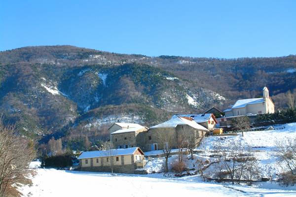 vue sur le gîte l'hiver