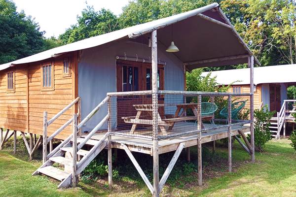Cabane Africa - Vue extérieure