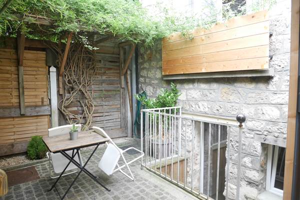 Les Sapins : courette