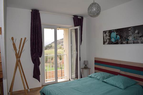 Les gîtes de Moussan - Montbrun Les Bains - chambre double - RDC - gîte 4