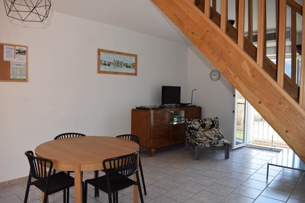 Les gîtes de Moussan - Montbrun Les Bains - coins salon et salle à manger - RDC - gîte 3