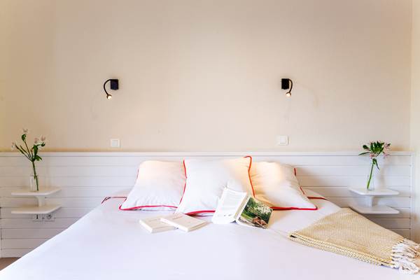 Chambre Grand Confort - Hôtel Le Verdon *** à Gréoux-les-bains