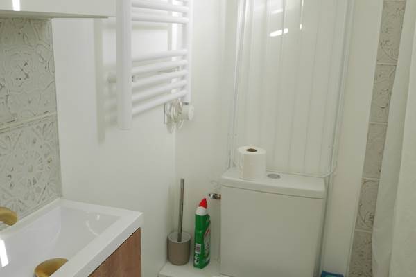 Orchidée, salle d'eau