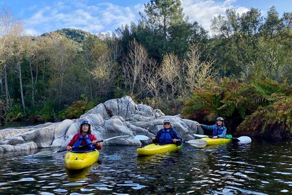 Abbartello kayak de rivière sur le Rizzanese en Corse-photo-news