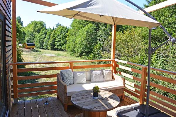 terrasse-3-tiny-house-cascade