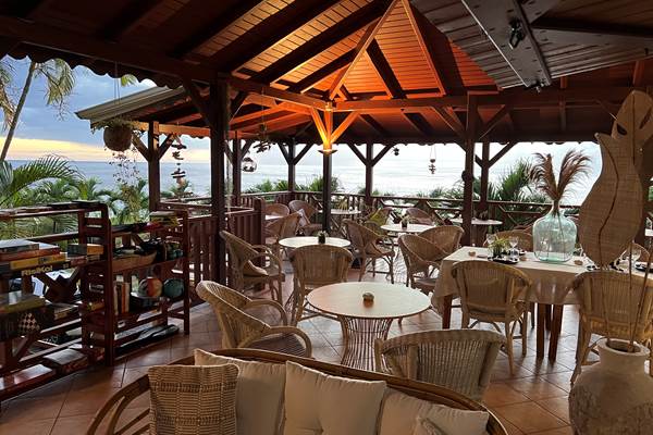 Terrasse au coucher de soleil