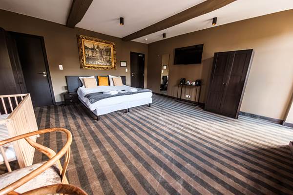 23102024-049A5468-Modifier