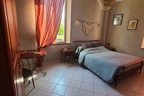 Chambre A l'ombre du Platane