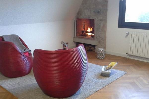 Les bois de Saint-Auvent, chambre Belle vue, petit salon et cheminée