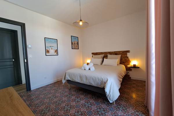 Chambre côté jardin au gîte Le Ramonetage.