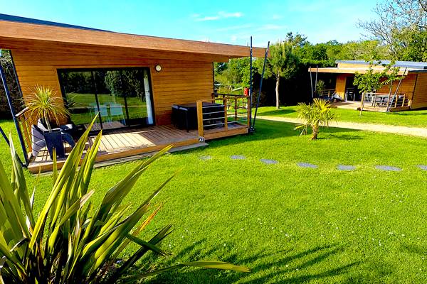 Chalets Baobab - vue extérieure d'ensemble