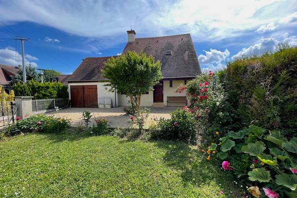 Tournesol&Anemone-locationdevacances-piscineprivative-dordogne